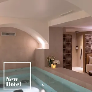 ريزدنس إمبريالي 4* باريس