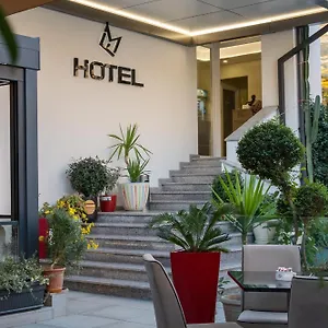  Otel F&m 2 Arnavutluk